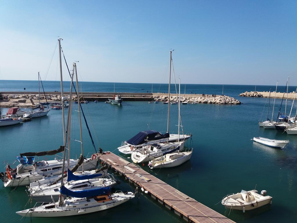 Hotel Il Da Vinci Casa Vacanze Giovinazzo Zewnętrze zdjęcie